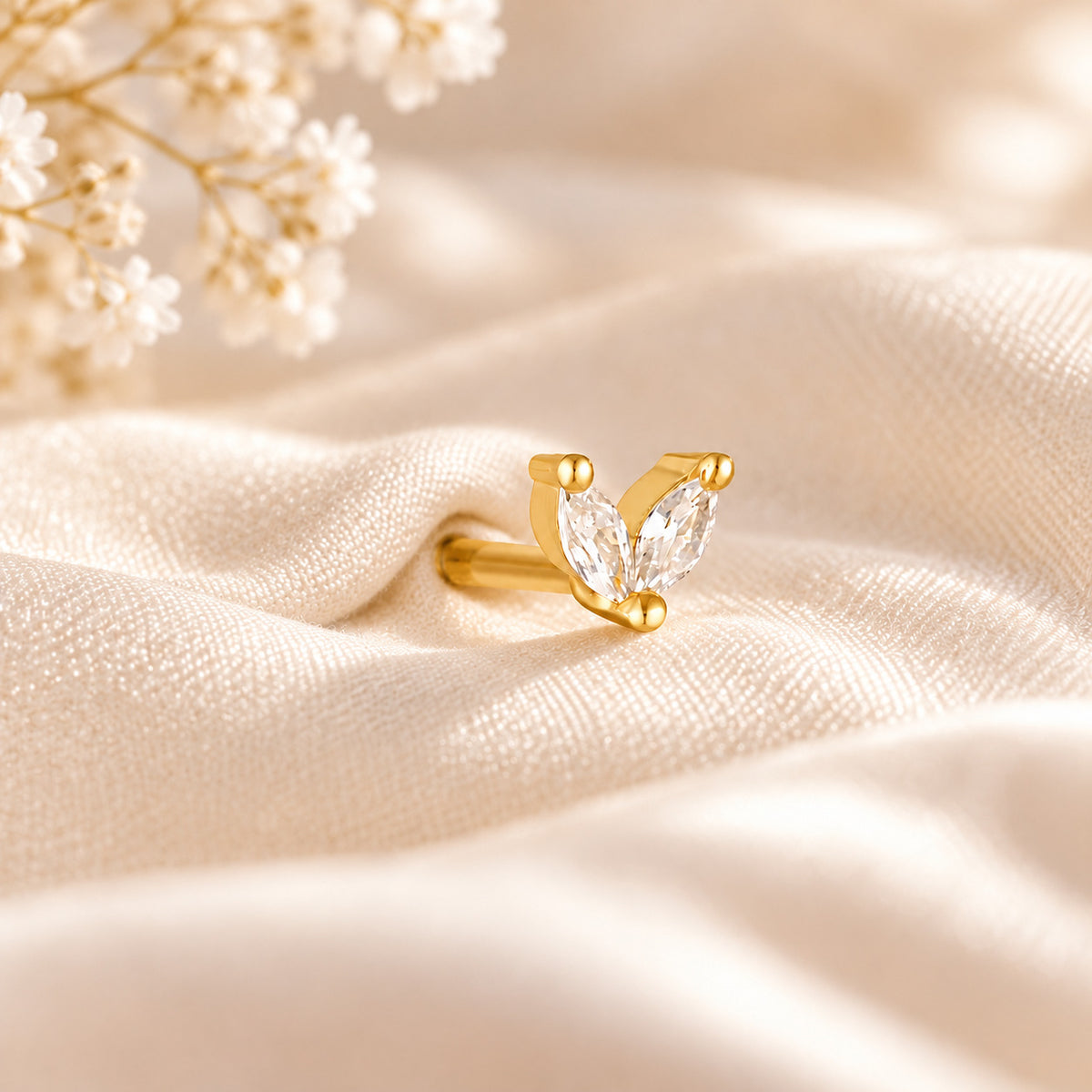 Estelle flat back stud in 18K gold vermeil on cream silk